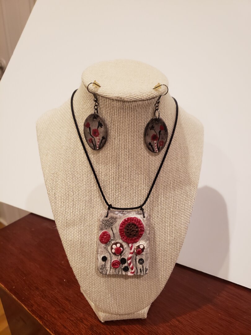Necklace & Earrings Set 